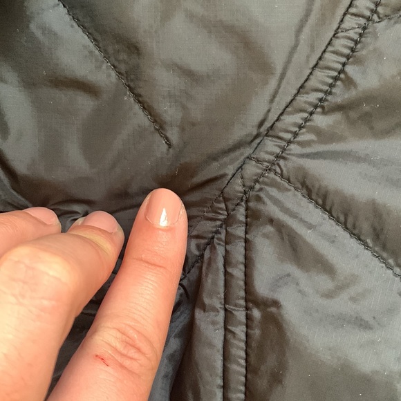 L.L. Bean Primaloft Packaway Jacket - Picture 3 of 10